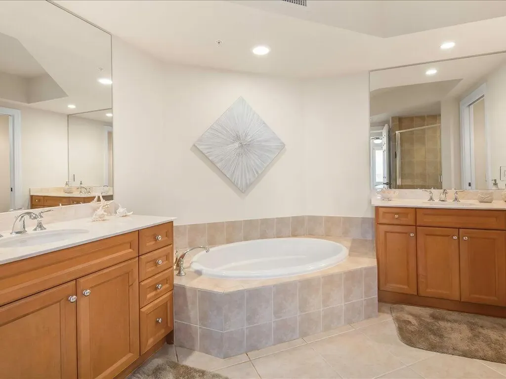 1065 Borghese Naples FL 34114