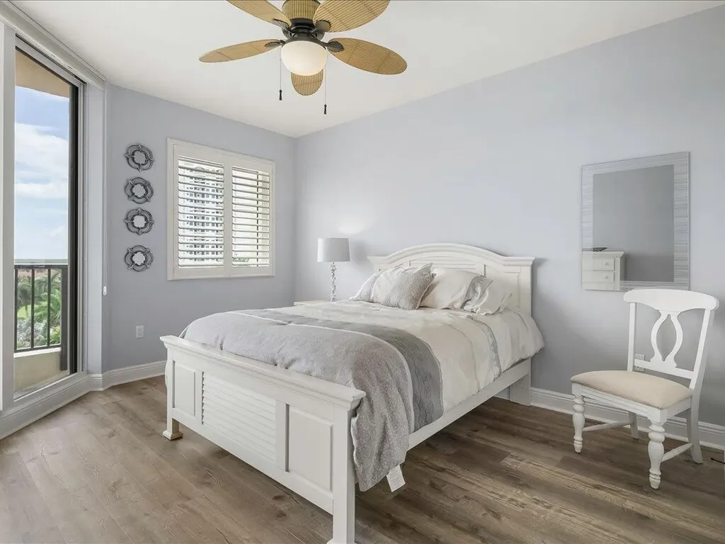 1065 Borghese Naples FL 34114