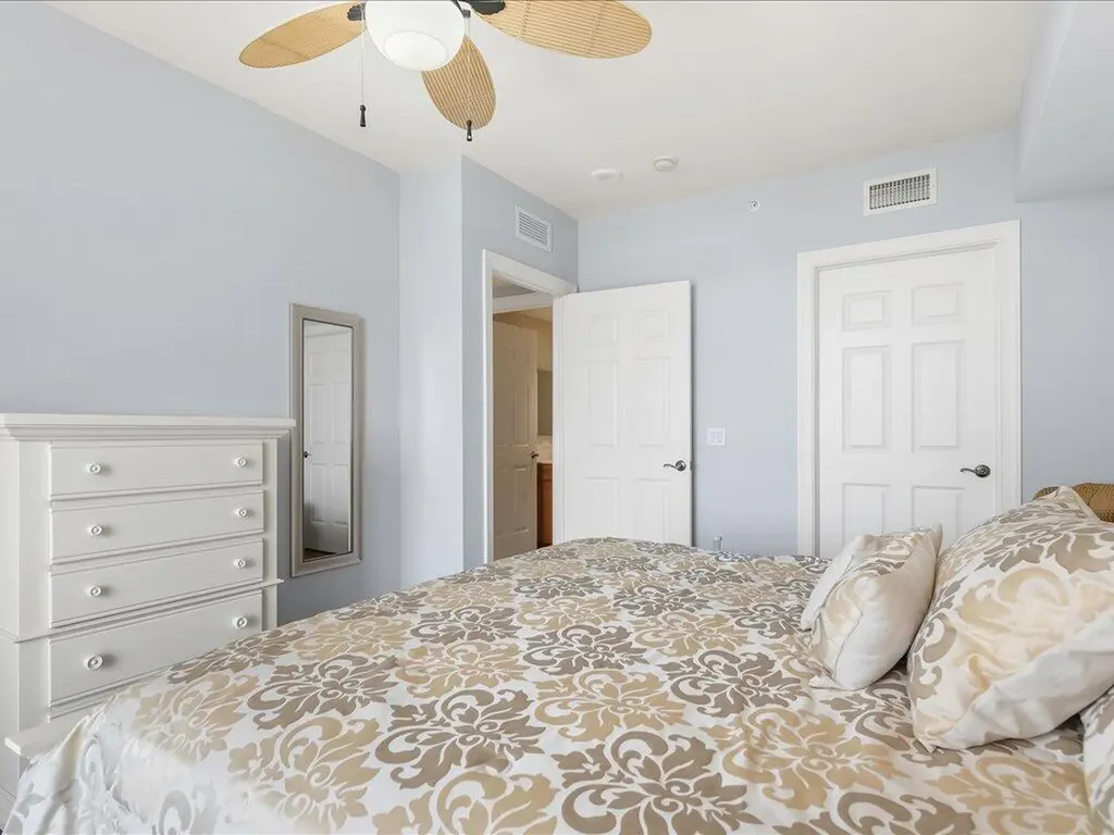 1065 Borghese Naples FL 34114