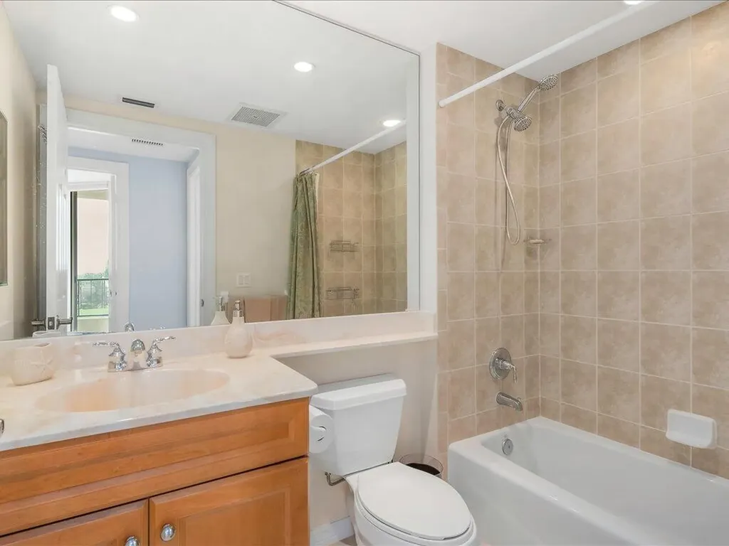 1065 Borghese Naples FL 34114