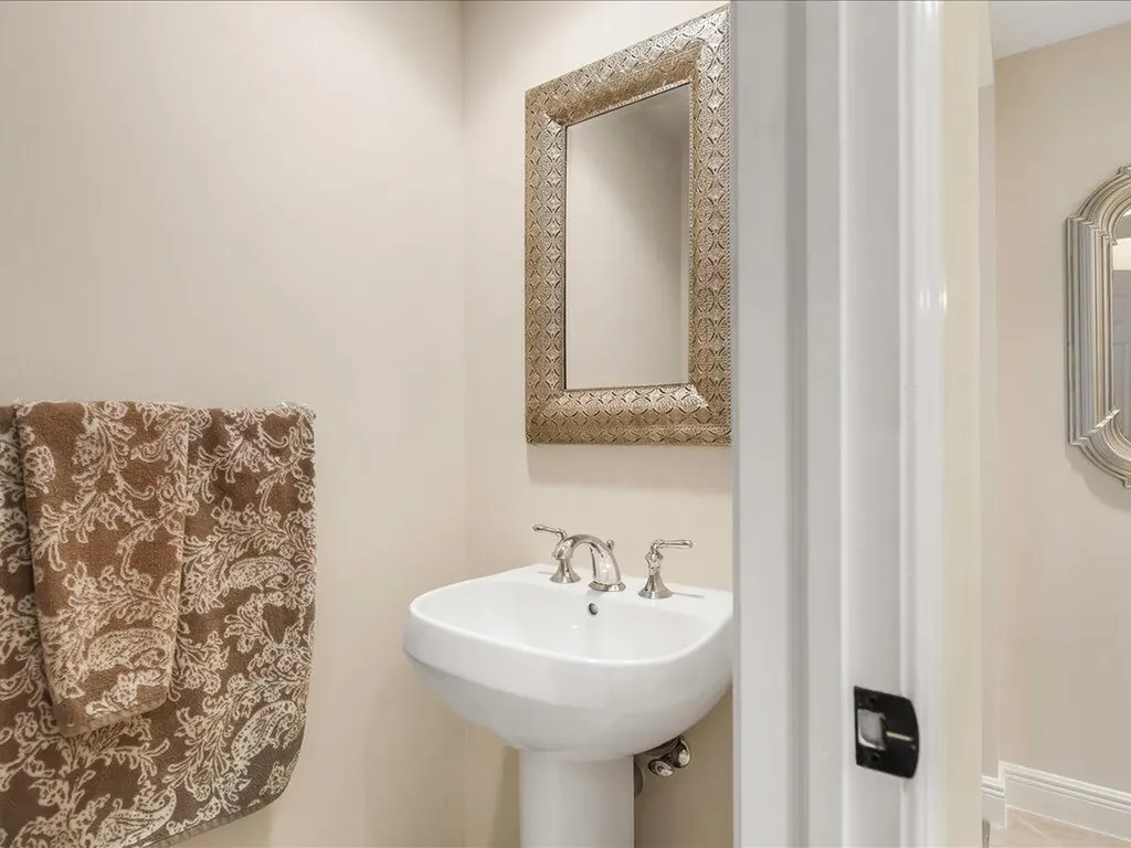 1065 Borghese Naples FL 34114