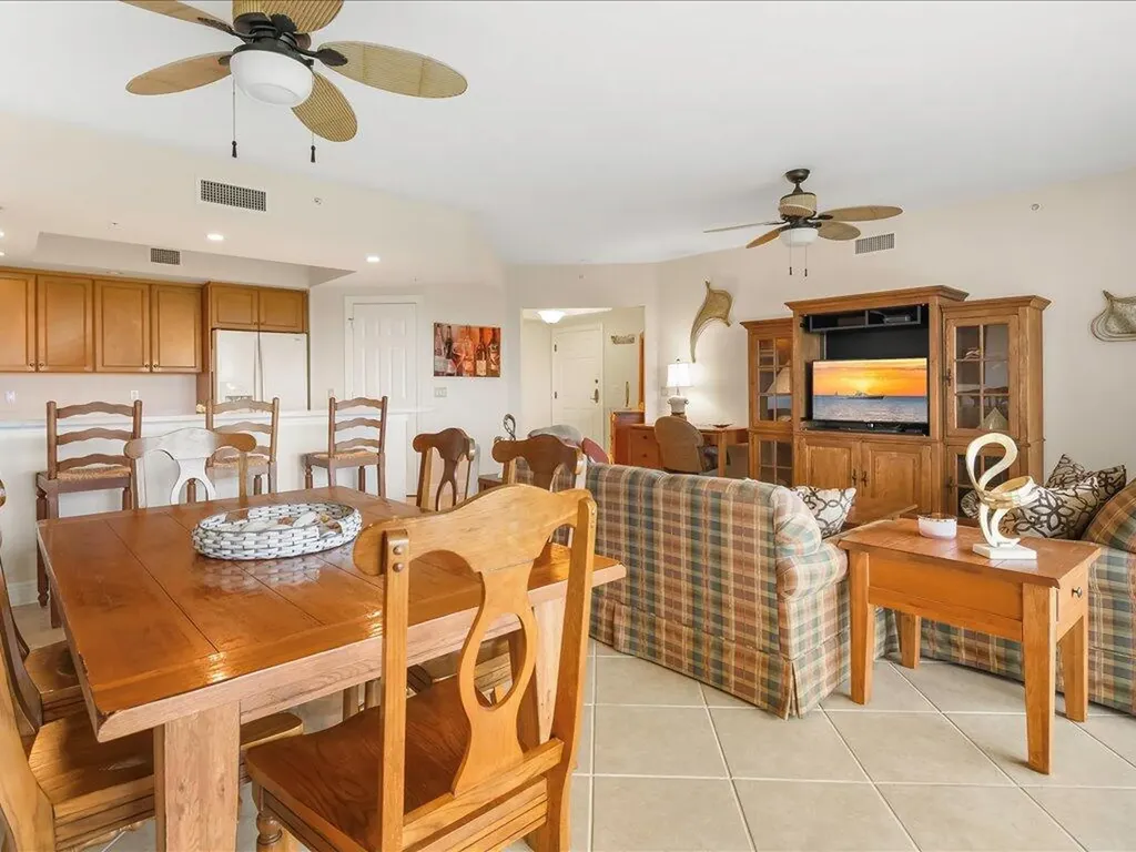 1065 Borghese Naples FL 34114