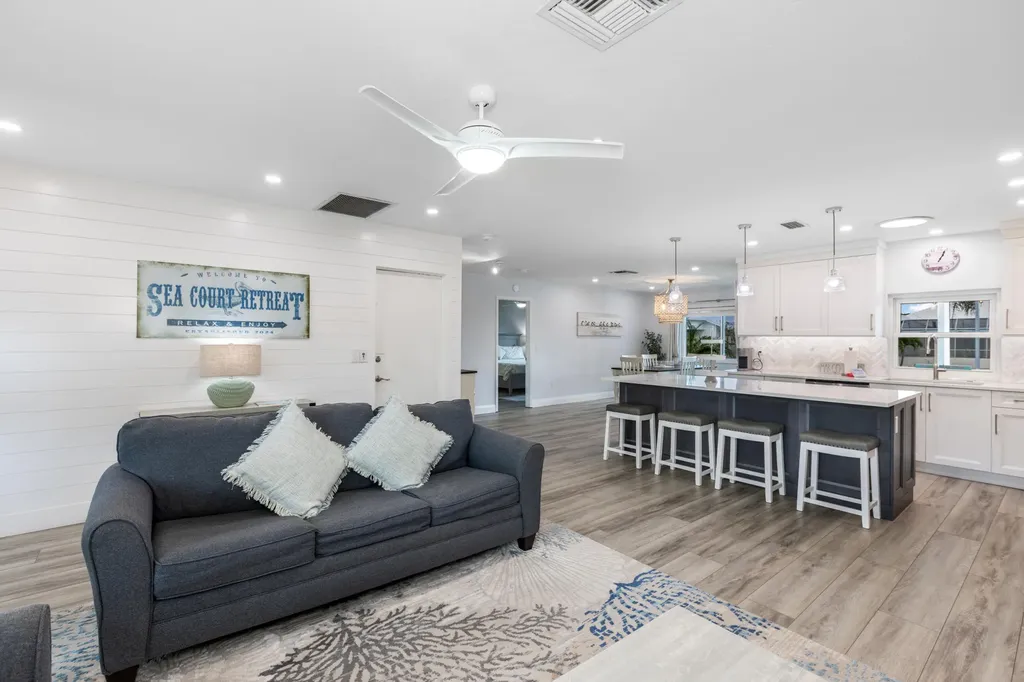 768 Sea Court Marco Island FL 34145