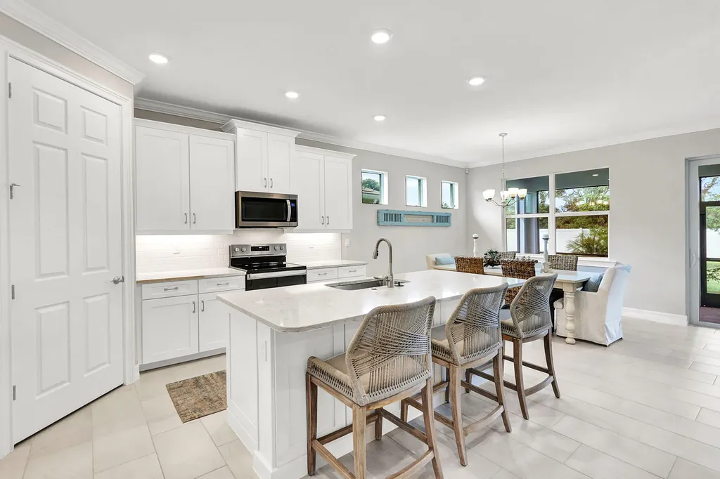 267 Tamarindo Lane Naples FL 34114