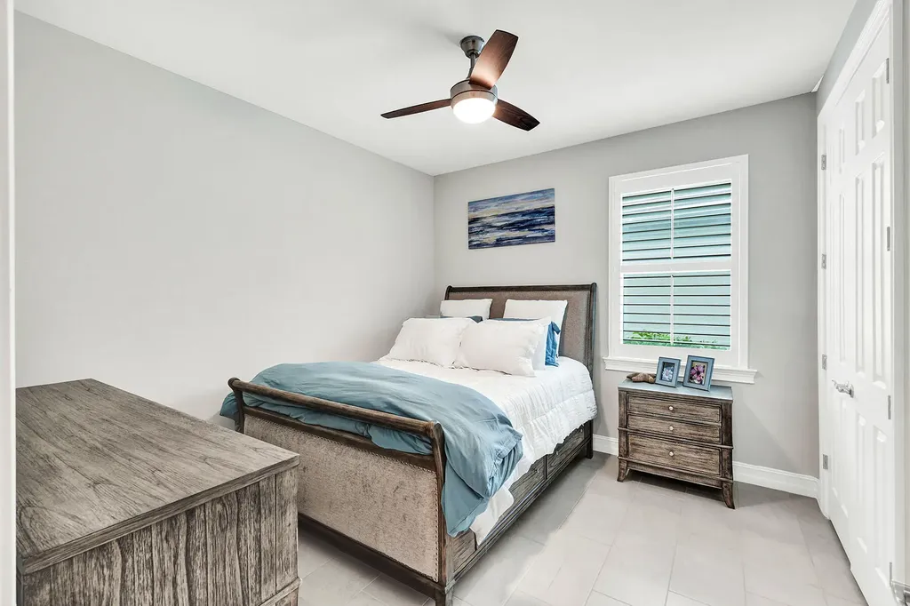 267 Tamarindo Lane Naples FL 34114