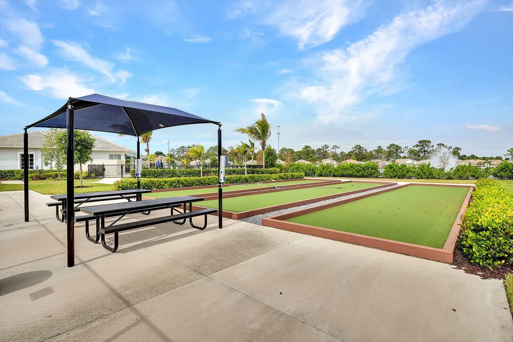 267 Tamarindo Lane Naples FL 34114