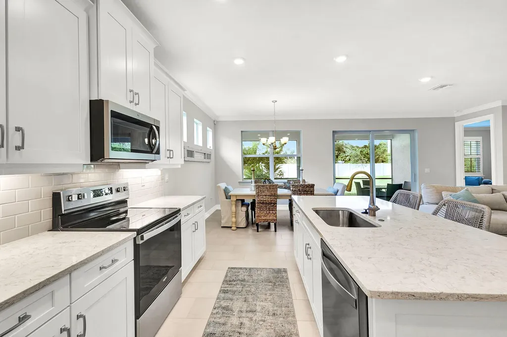 267 Tamarindo Lane Naples FL 34114