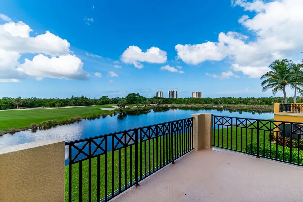 1502 Borghese Lane Naples FL 34114