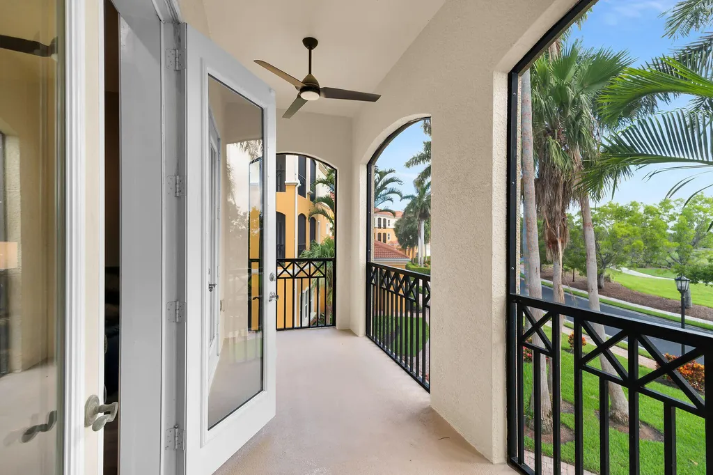 1502 Borghese Lane Naples FL 34114