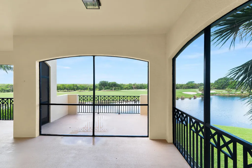 1502 Borghese Lane Naples FL 34114