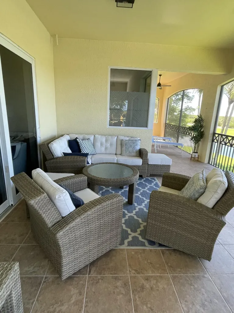 1502 Borghese Lane Naples FL 34114