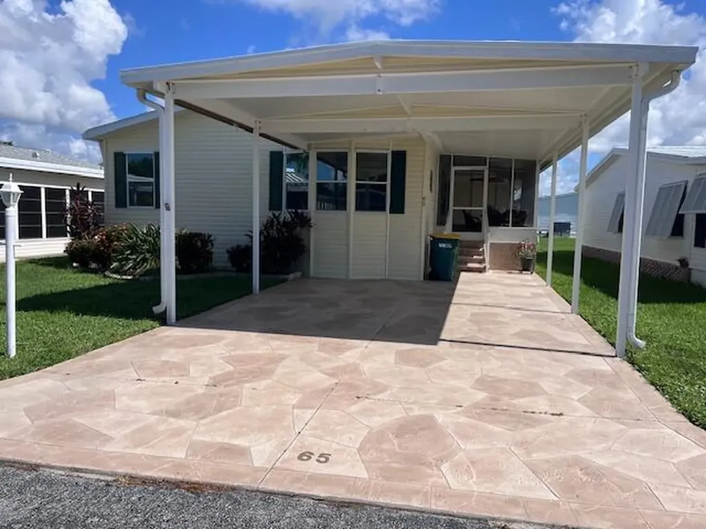 65 Turquoise Avenue Naples FL 34114