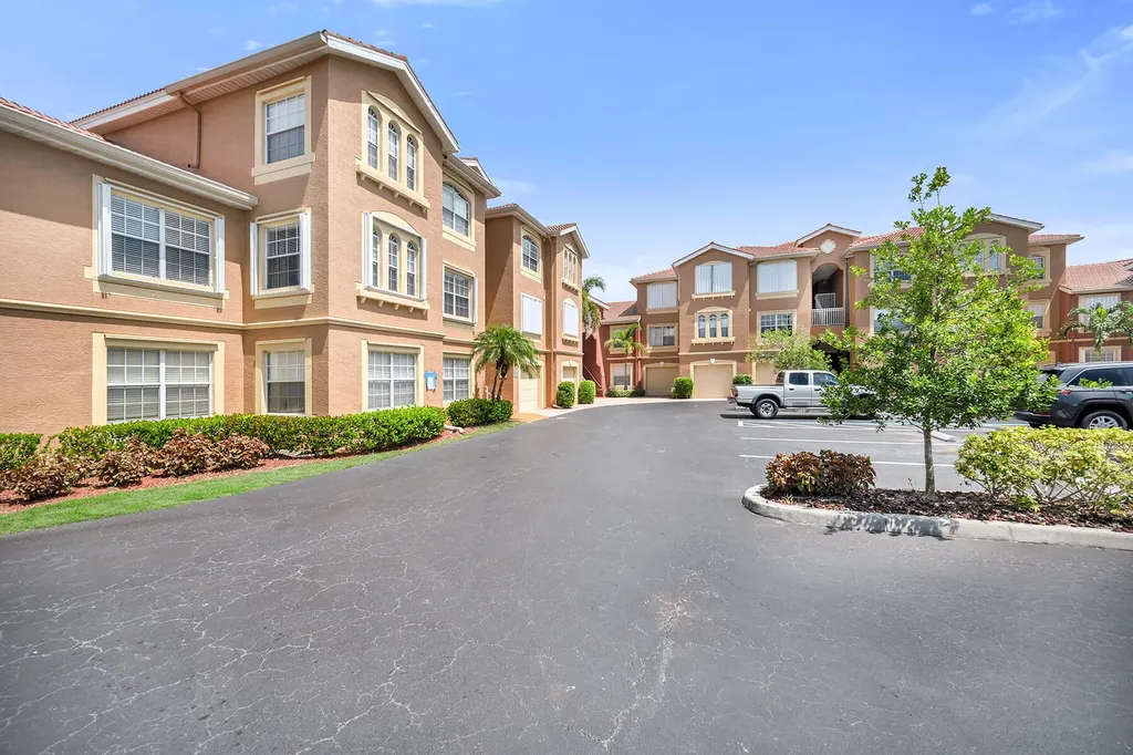 15605 Ocean Walk Circle Fort Myers FL 33908