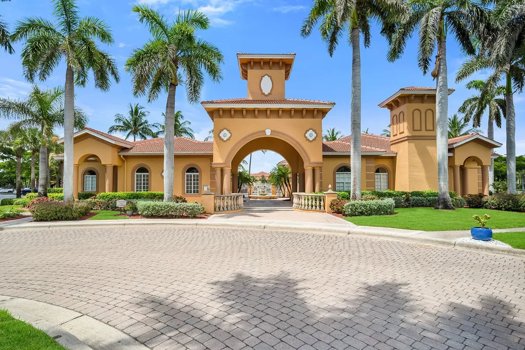 15605 Ocean Walk Circle Fort Myers FL 33908