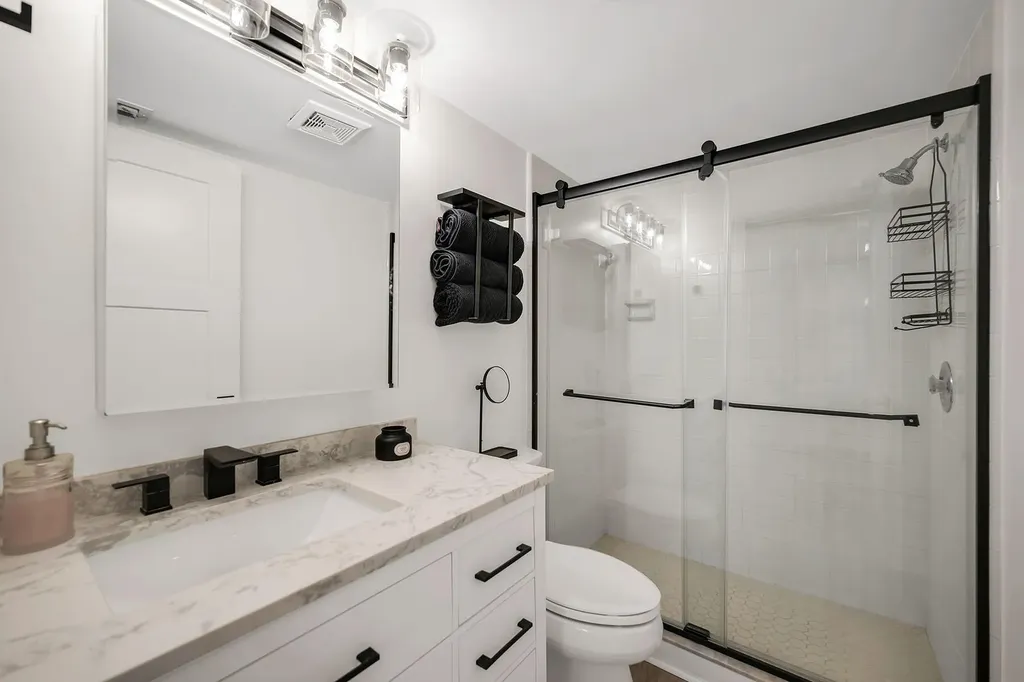 290 Banyan Boulevard Naples FL 34102