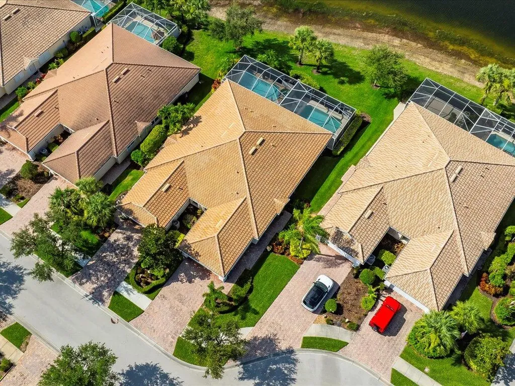 8672 Genova Court Naples FL 34114