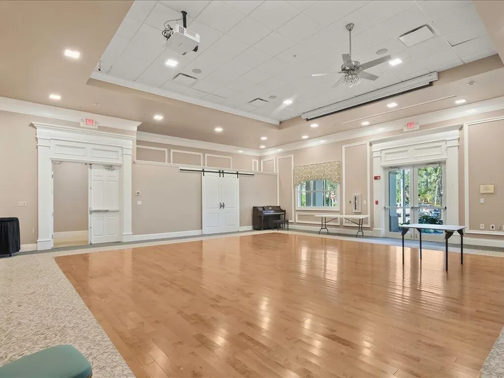 8672 Genova Court Naples FL 34114