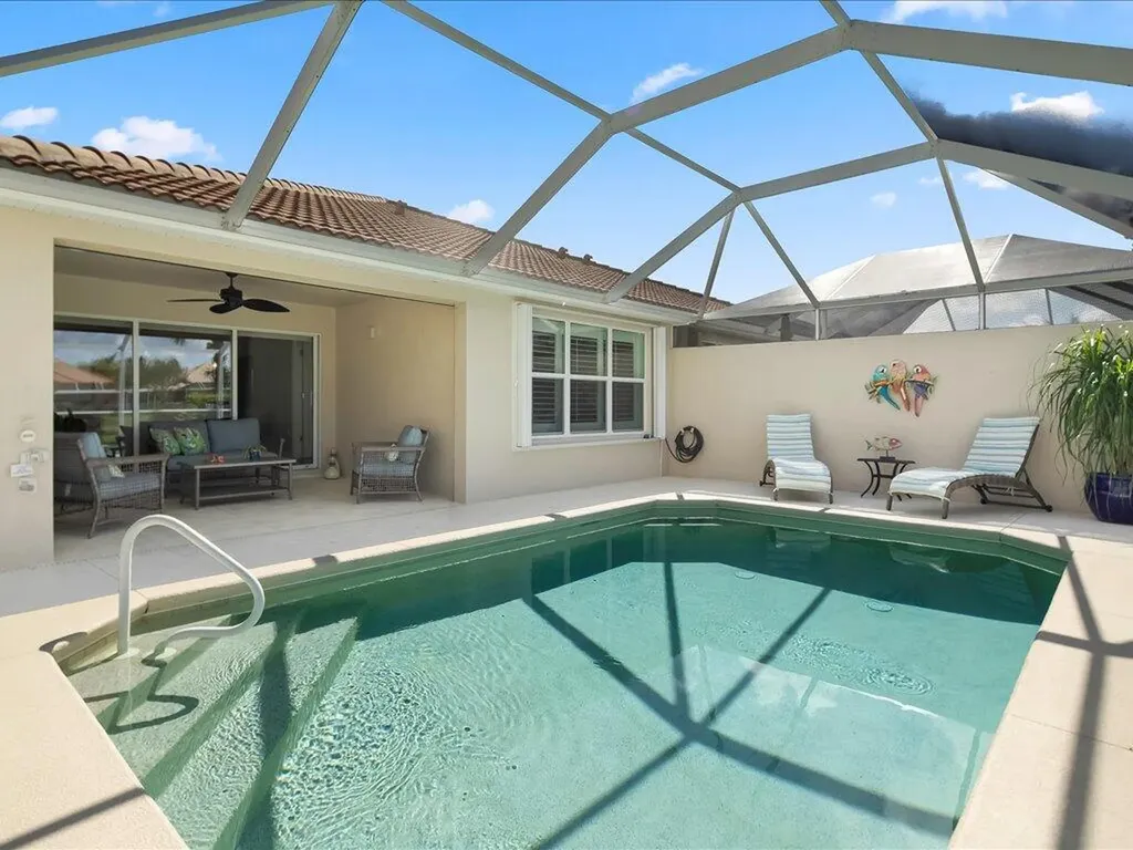 8672 Genova Court Naples FL 34114
