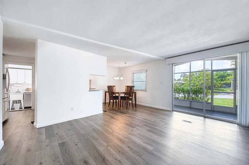 2 Sonderhen Drive Naples FL 34114