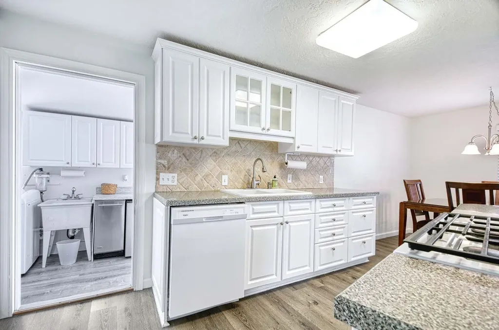 2 Sonderhen Drive Naples FL 34114