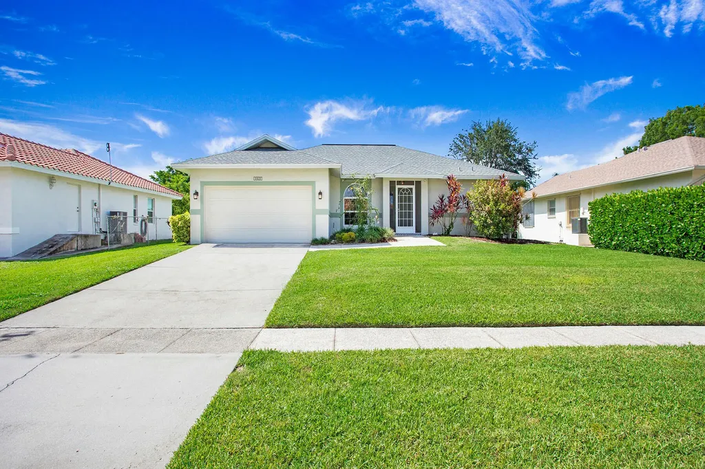 1825 N Bahama Avenue Marco Island FL 34145