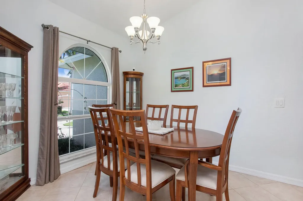 1825 N Bahama Avenue Marco Island FL 34145