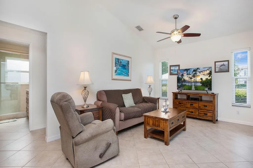 1825 N Bahama Avenue Marco Island FL 34145