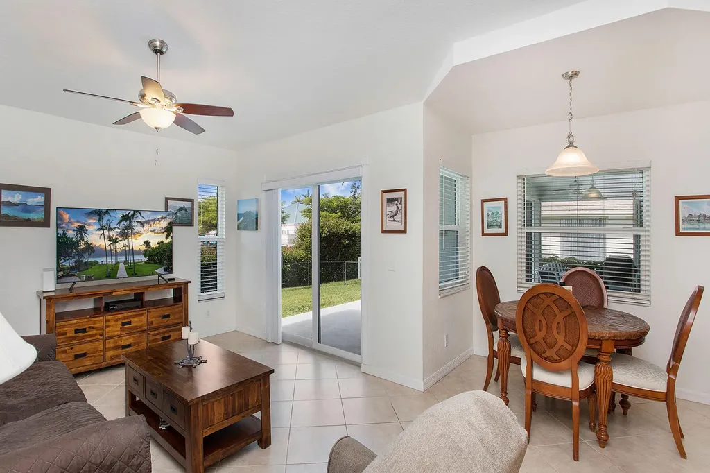 1825 N Bahama Avenue Marco Island FL 34145