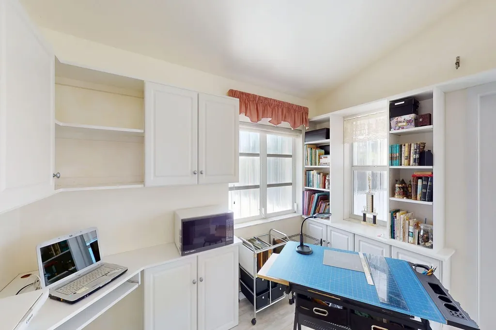 775 Saturn Court Marco Island FL 34145