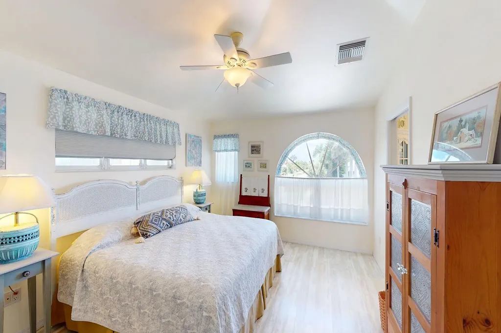 775 Saturn Court Marco Island FL 34145