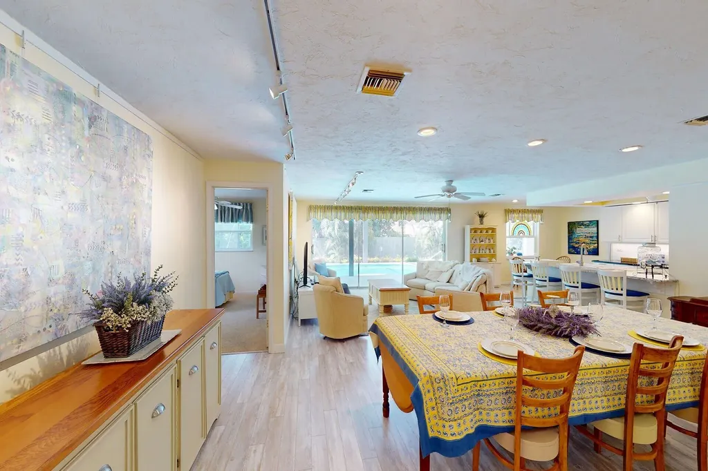 775 Saturn Court Marco Island FL 34145