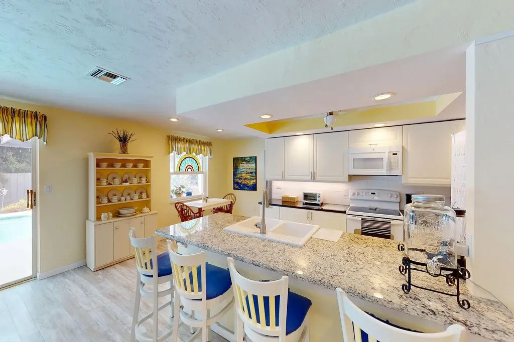 775 Saturn Court Marco Island FL 34145