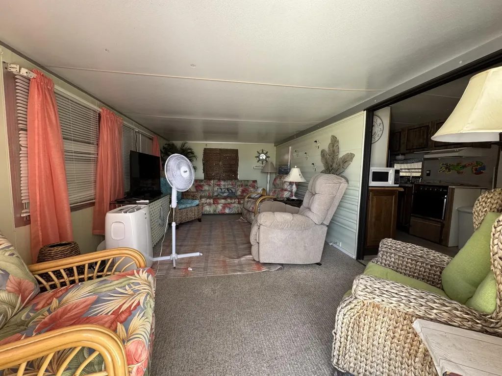 1003 Pine Drive Naples FL 34114