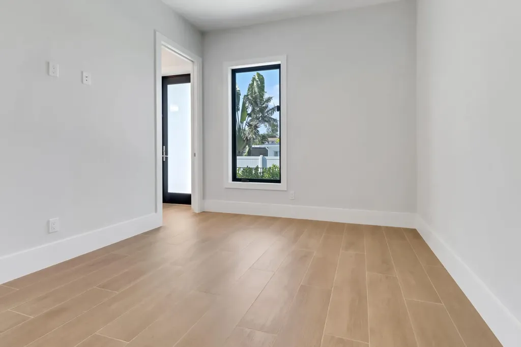 685 6th Avenue Marco Island FL 34145