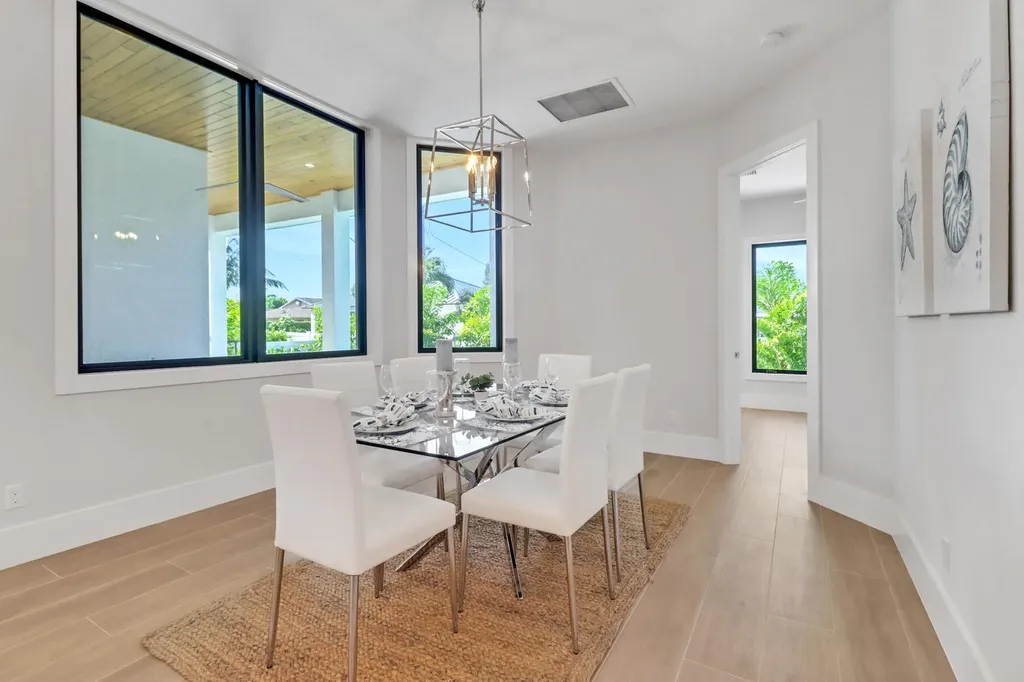 685 6th Avenue Marco Island FL 34145