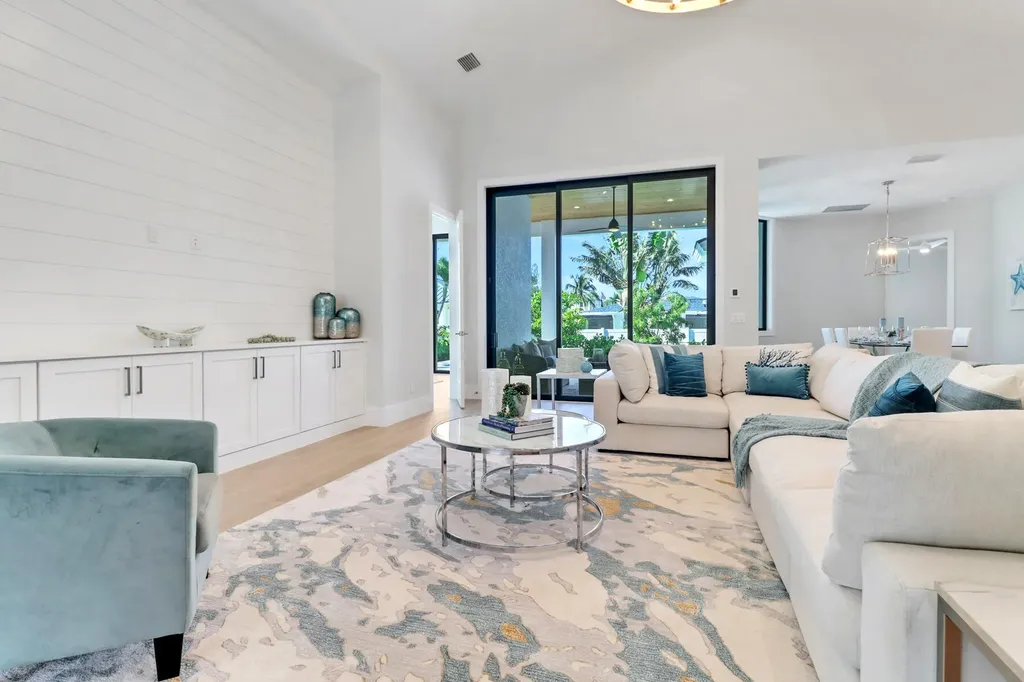 685 6th Avenue Marco Island FL 34145