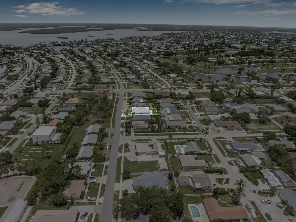 685 6th Avenue Marco Island FL 34145