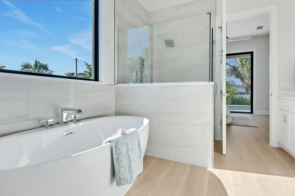 685 6th Avenue Marco Island FL 34145