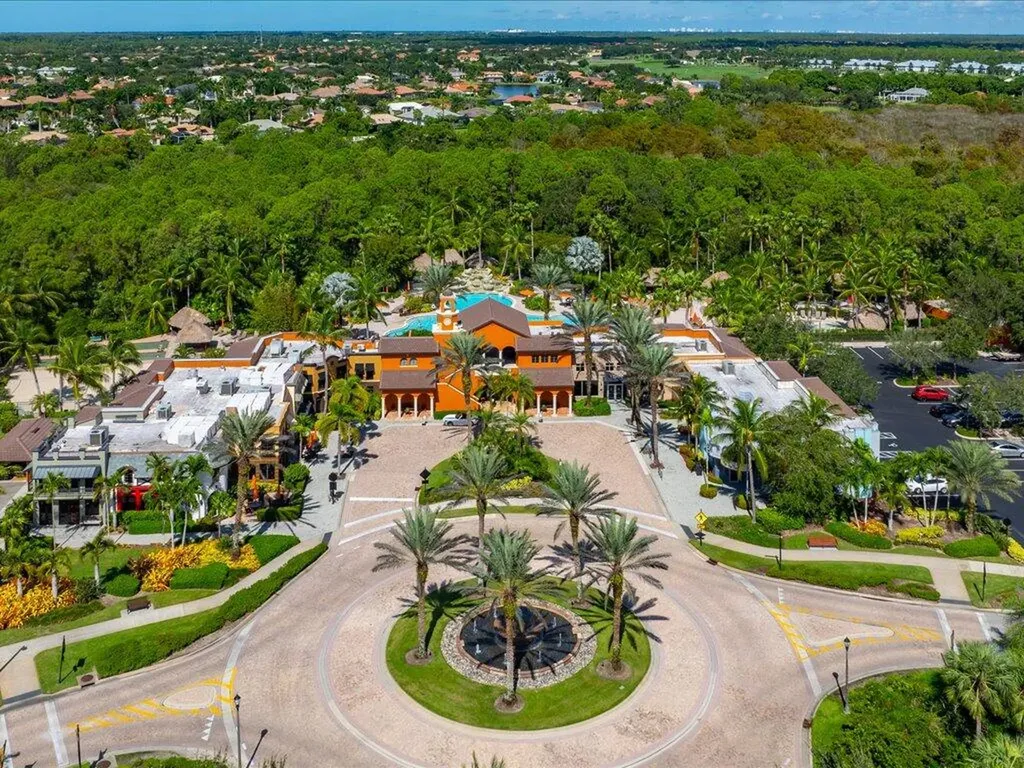 9098 Capistrano S Naples FL 34113