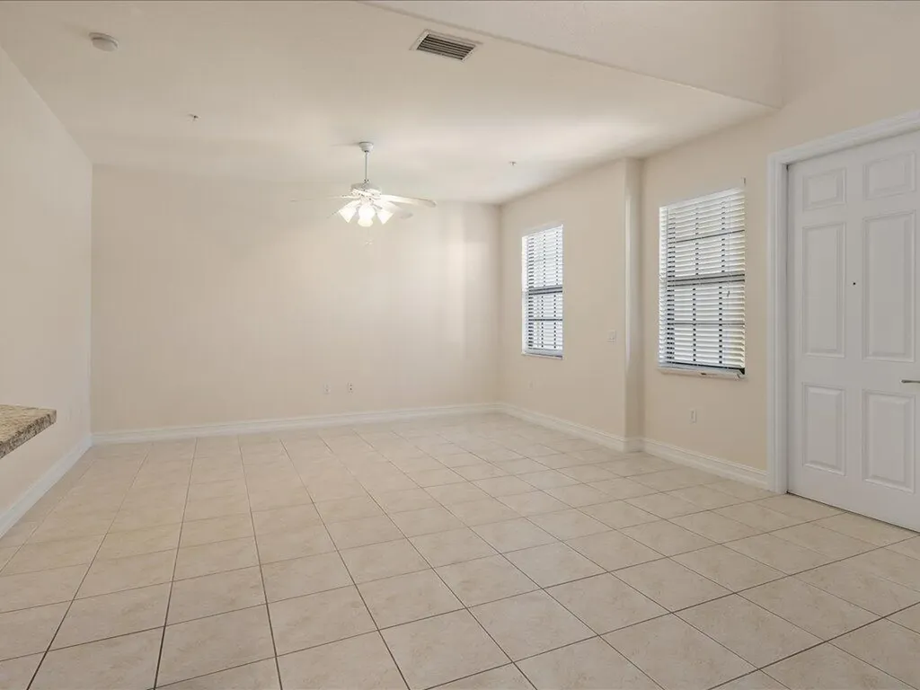 9098 Capistrano S Naples FL 34113