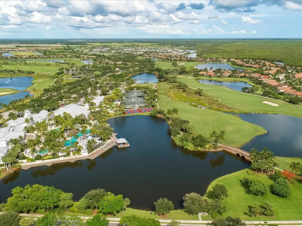 4655 Hawks Nest Way Naples FL 34114