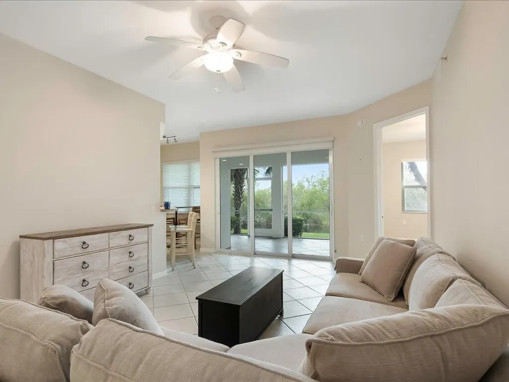 4655 Hawks Nest Way Naples FL 34114