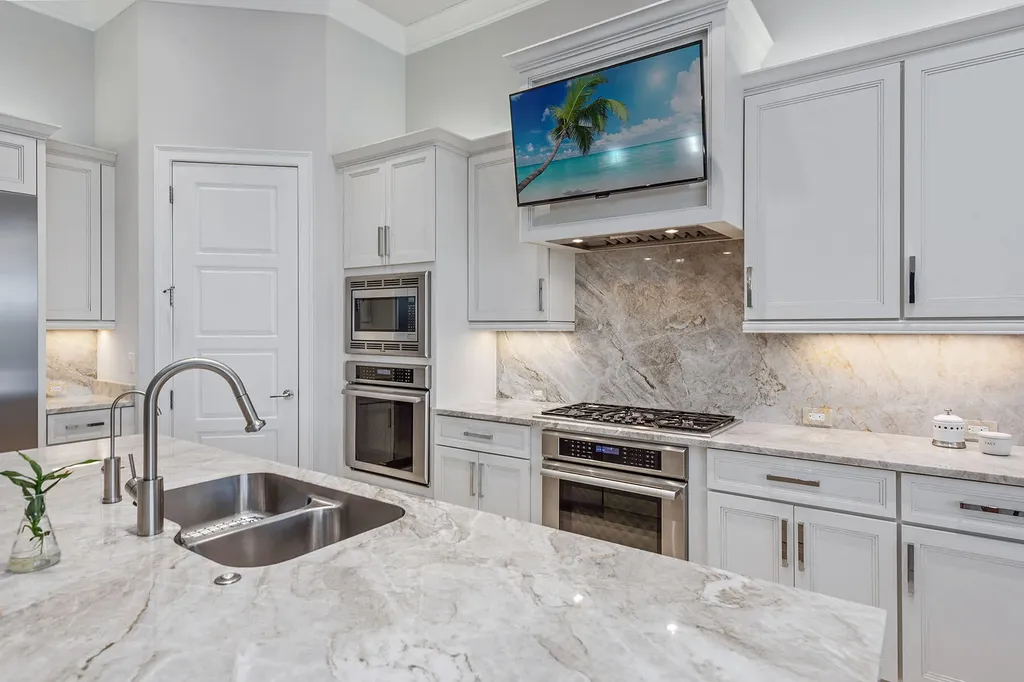 3159 Heather Glen Court Naples FL 34114