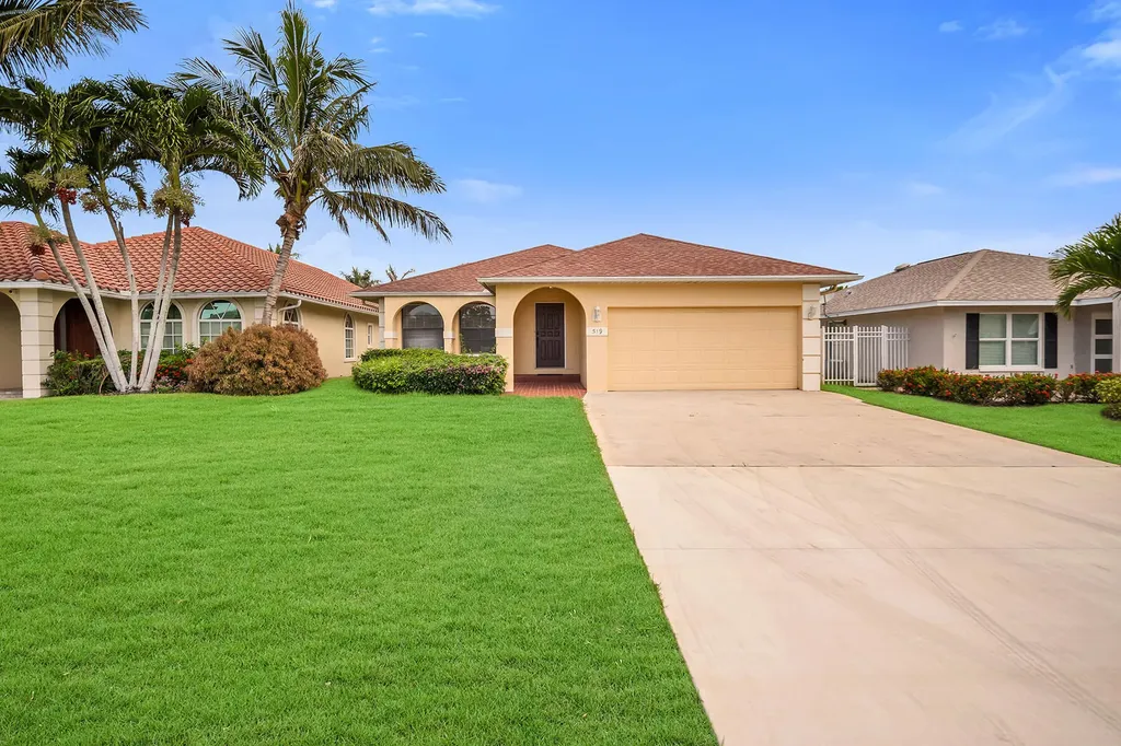 519 99th Avenue N Naples FL 34108