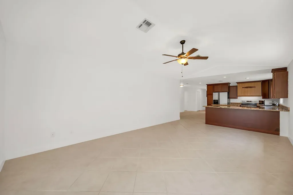 519 99th Avenue N Naples FL 34108