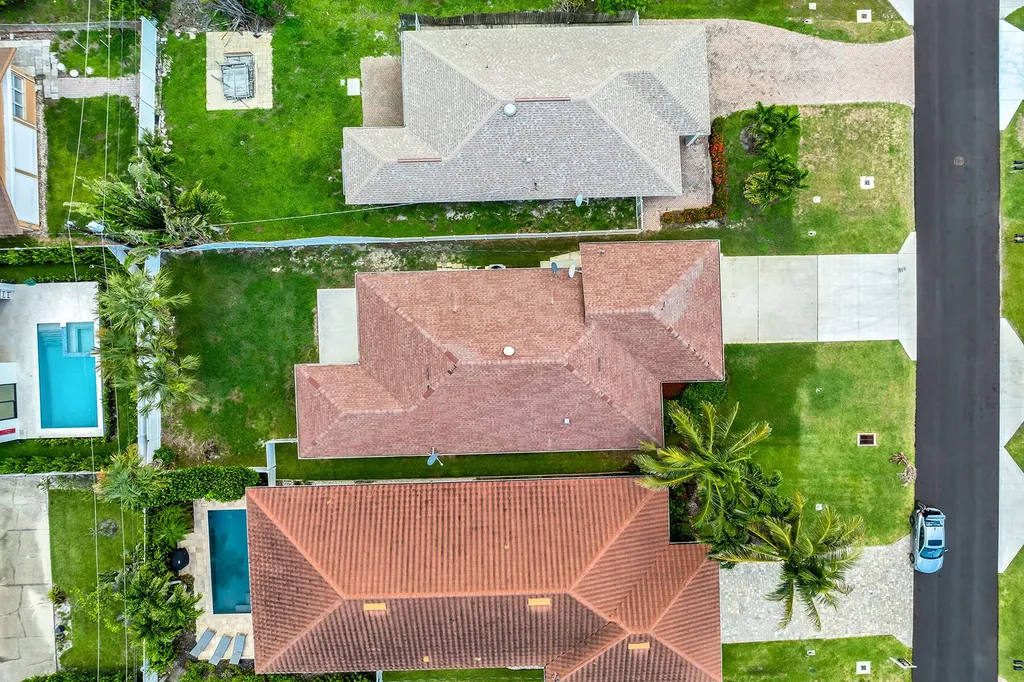 519 99th Avenue N Naples FL 34108