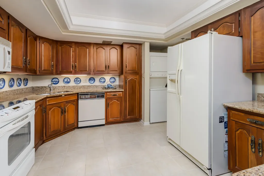 174 S Collier Boulevard Marco Island FL 34145