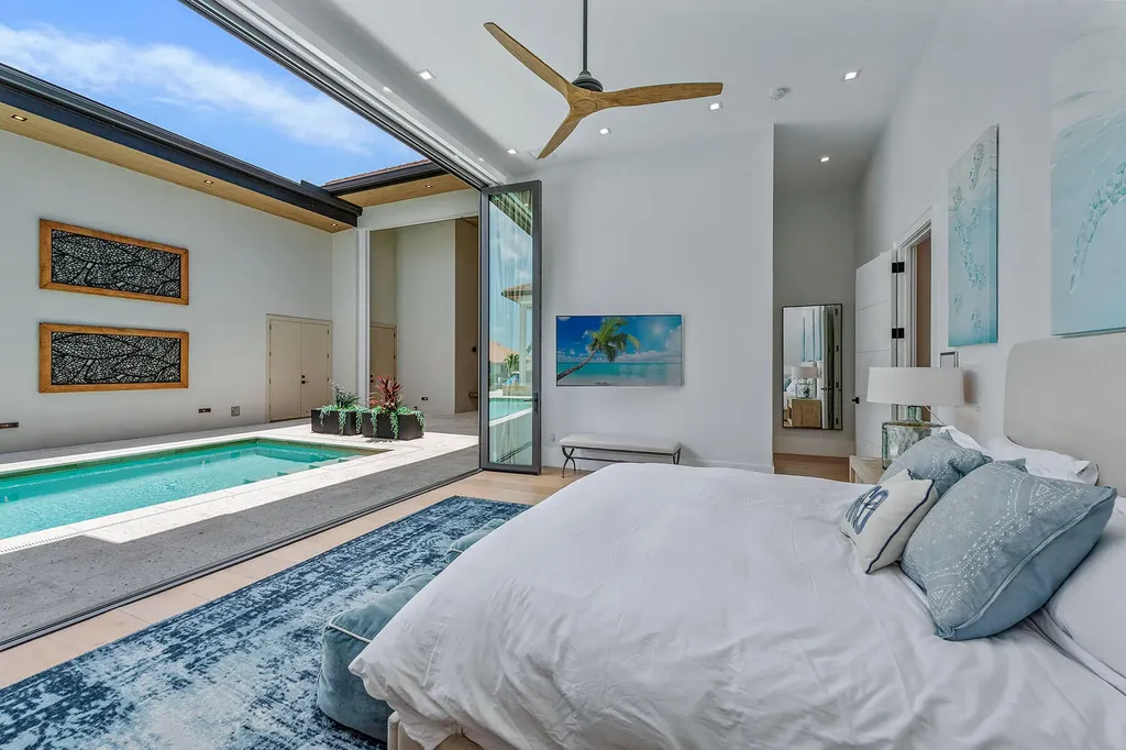 517 N Barfield Drive Marco Island FL 34145