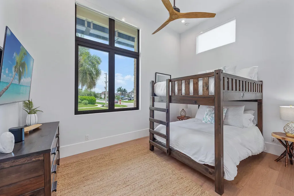 517 N Barfield Drive Marco Island FL 34145