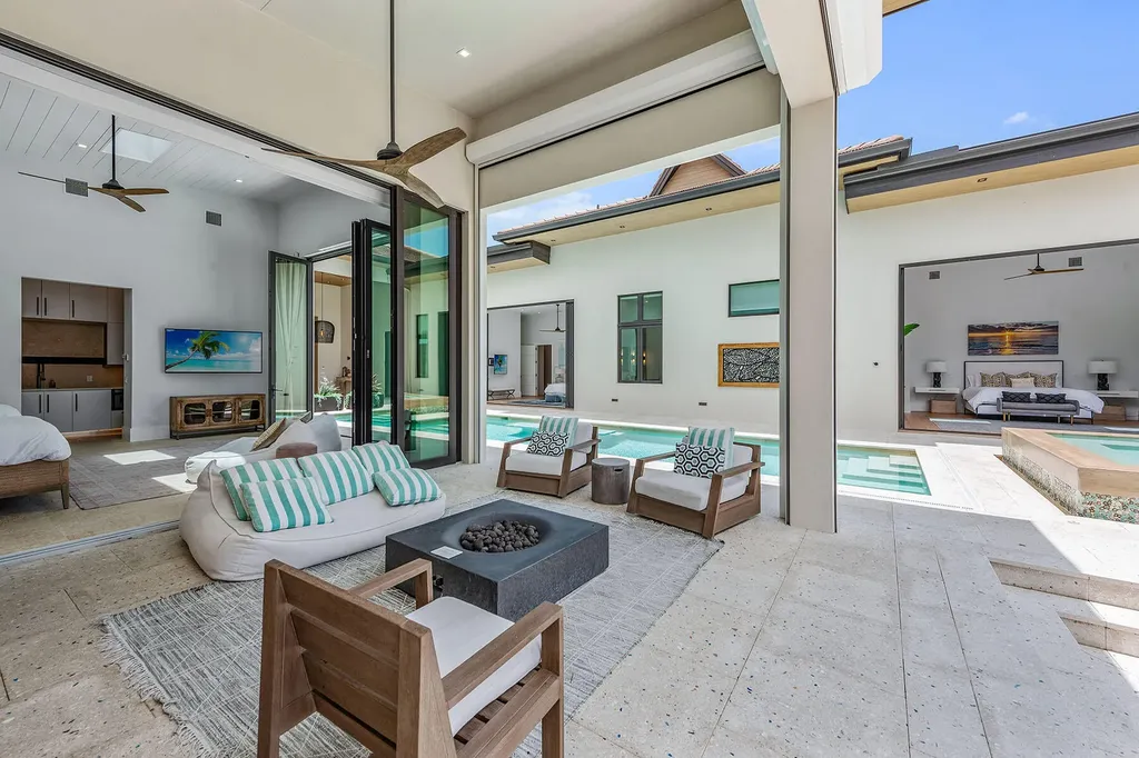 517 N Barfield Drive Marco Island FL 34145